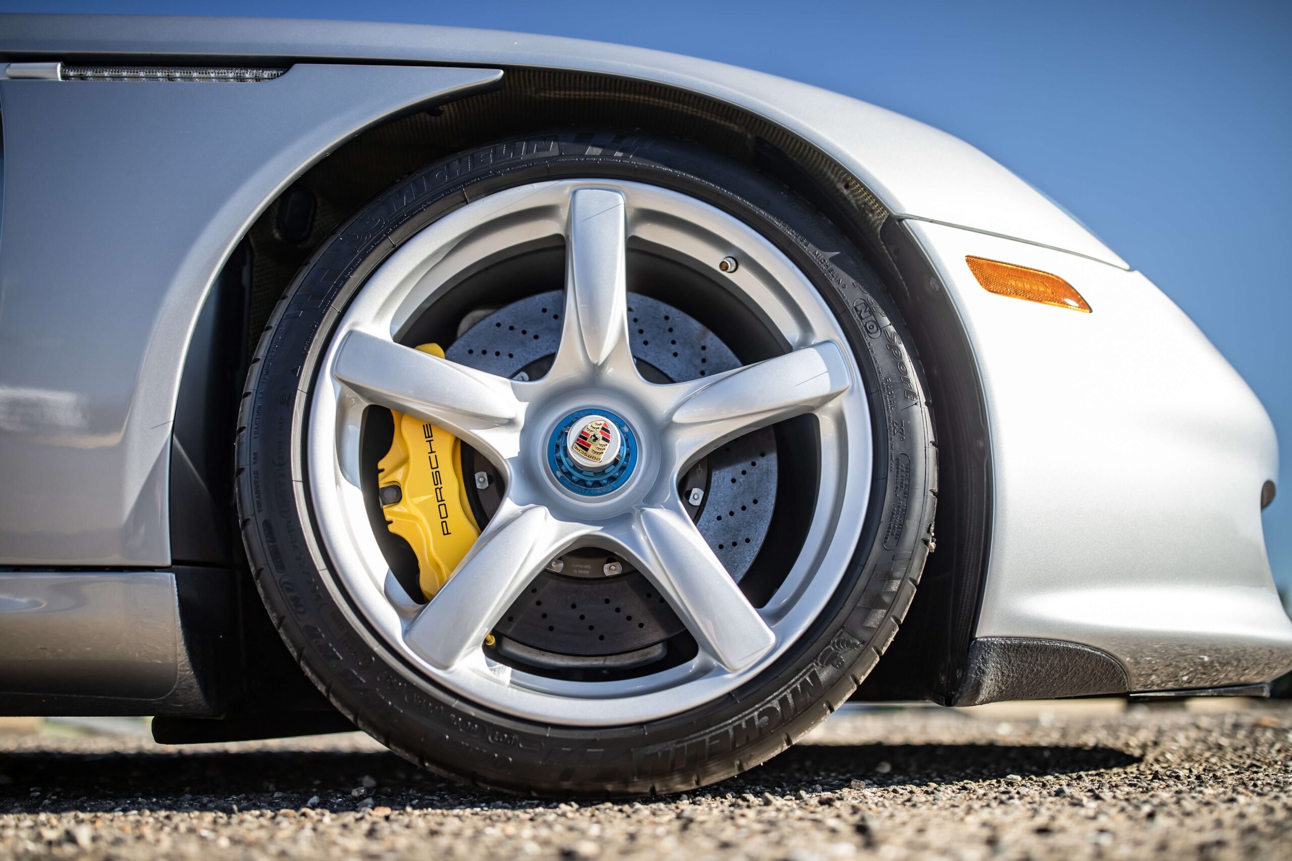 2005 Porsche Carrera GT (95)